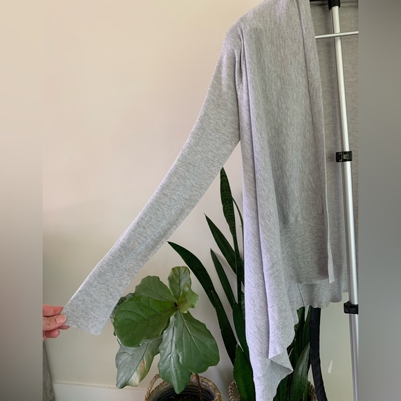 Zara Gray Women's Open Front Knit Cardigan - Picture 2 of 7
